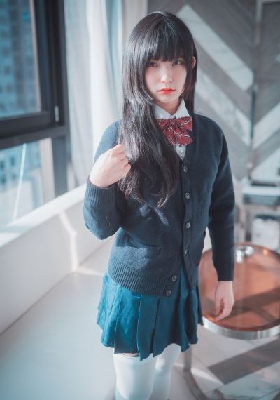 美国雪白人妖sarina