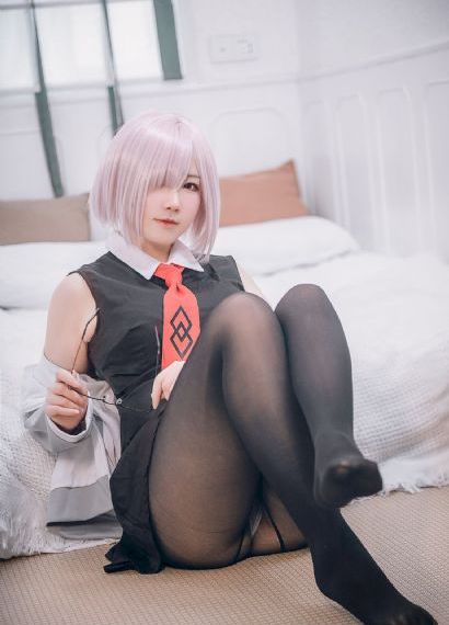 女大学生沙龙室3