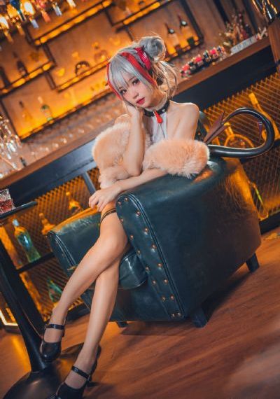 为丈夫升职漂亮妻子