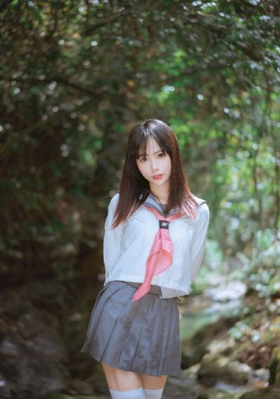 女老师在线播放