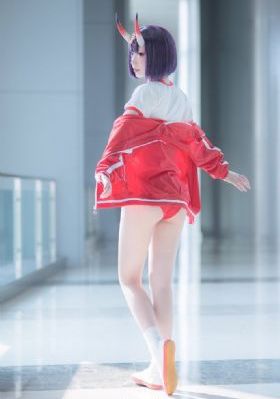 乱亲h女秽乱常视频